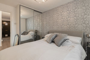 Bedroom- click for photo gallery